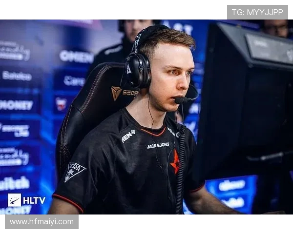 CSGO战术深度解析：LNG团队在比赛中的策略与执行分析